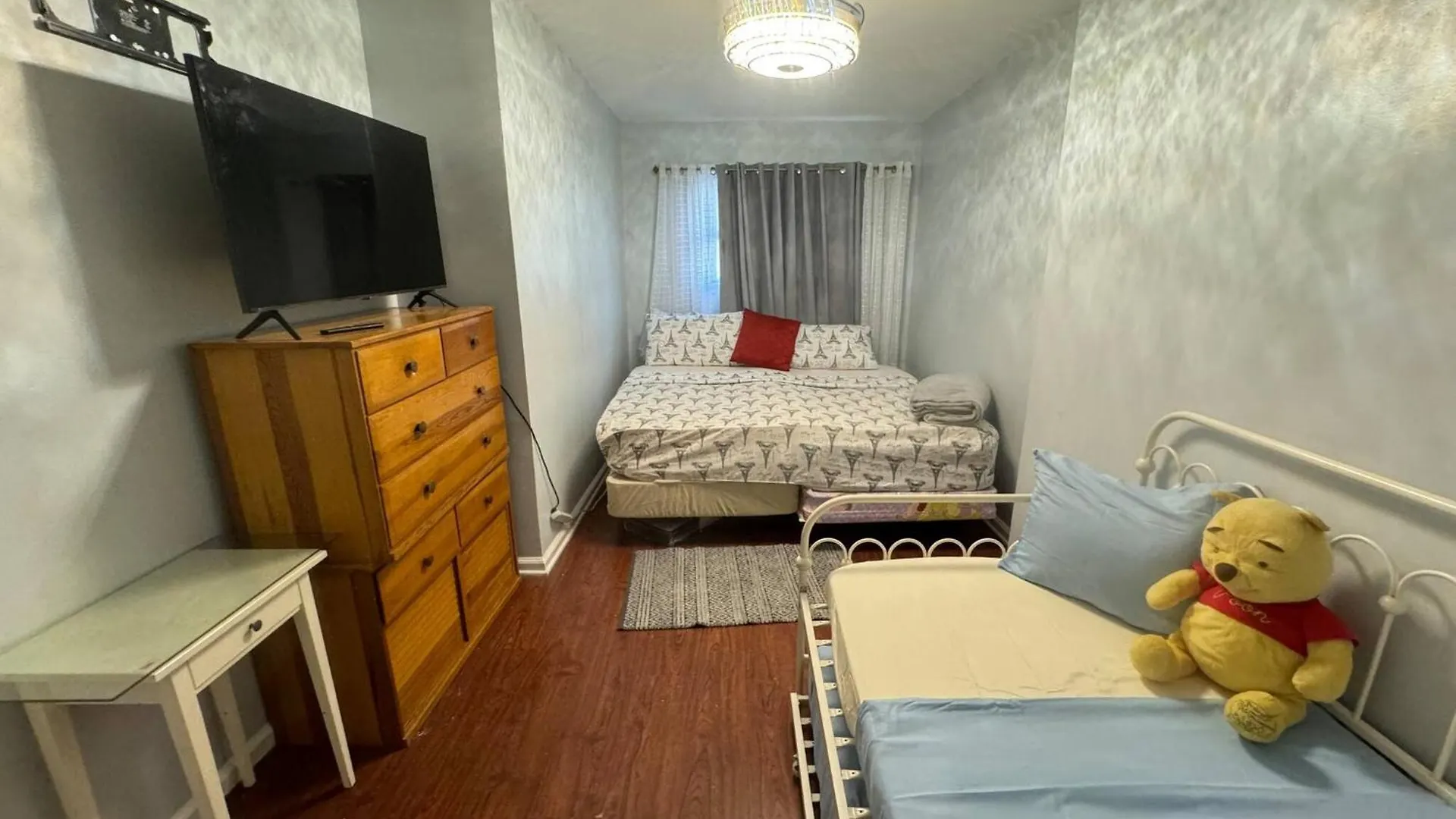 Huge 3 Bedrooms Apt 15 Minutes To Ny City West New York Apartment