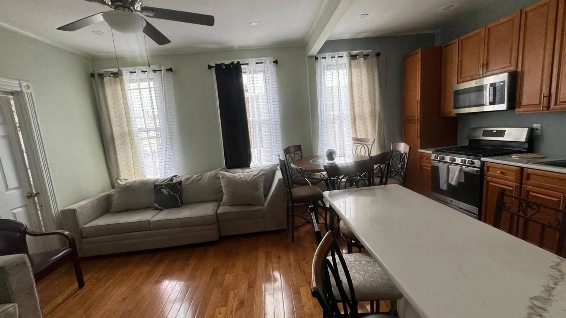 Huge 3 Bedrooms Apt 15 Minutes To Ny City West New York United States